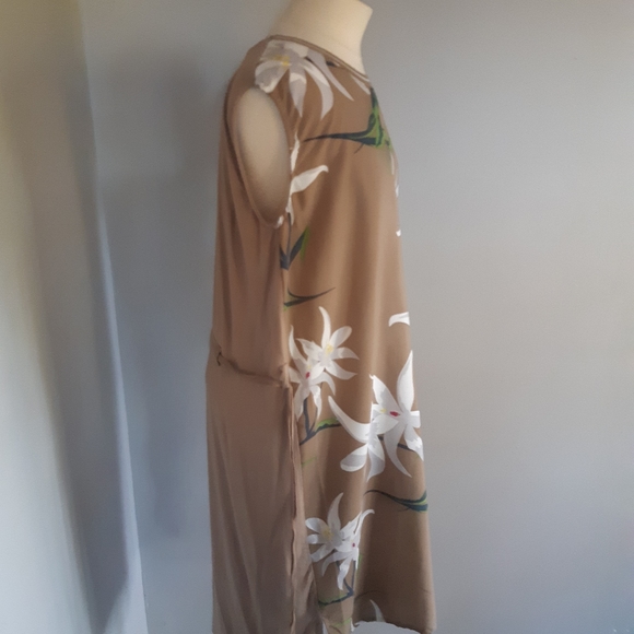 BB Collection floral dress size L - Picture 3 of 16